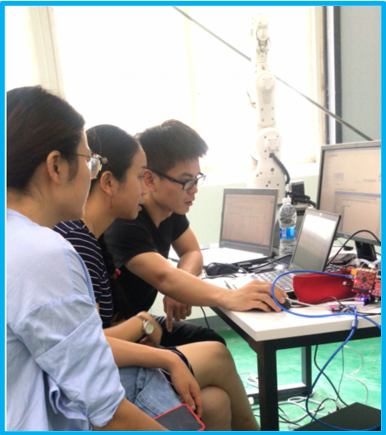 旨在培养学生高阶思维的应用型大学机器人工程实验教学体系构建初探